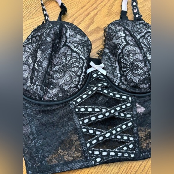 *SALE**New Gorgeous Corset Bustier by Victoria Secret - Picture 9 of 9
